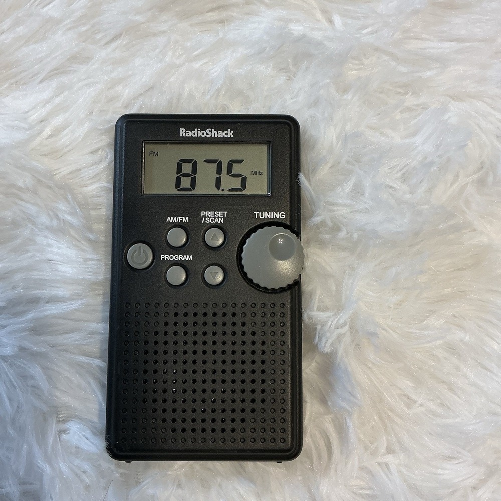 RadioShack Digital Pocket Am/Fm Radio Tested And Works‎